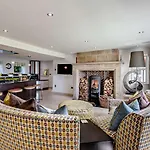 5 Bed In Otley Oc-95414 Holiday home