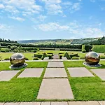 5 Bed In Otley Oc-95414 Holiday home