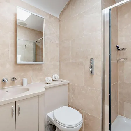 5 Bed In Otley Oc-95414 Hébergement de vacances Fewston