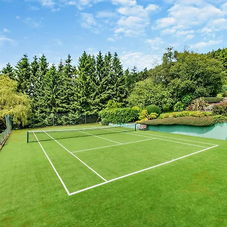 Дом отдыха 5 Bed In Harrogate 95414 *