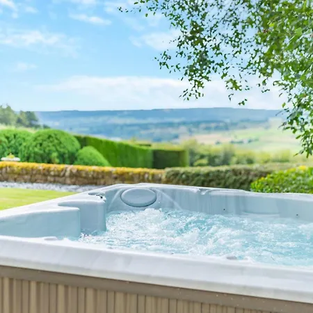 5 Bed In Otley Oc-95414 Ferienhaus *