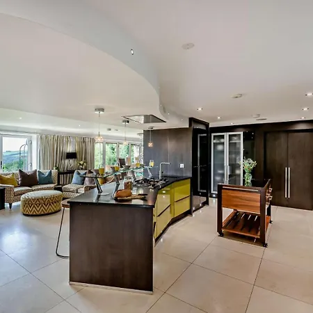 5 Bed In Otley Oc-95414 * Fewston