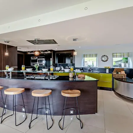 5 Bed In Otley Oc-95414 Fewston