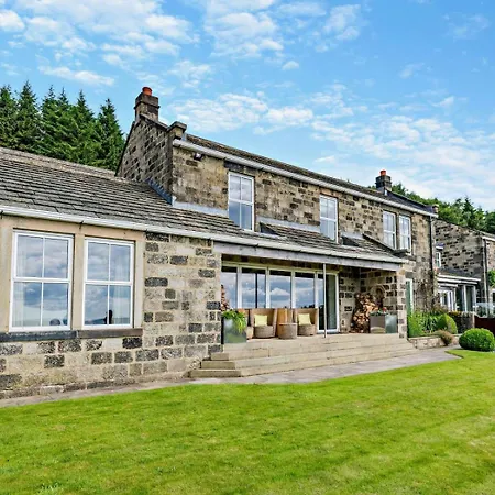 5 Bed In Otley Oc-95414 *