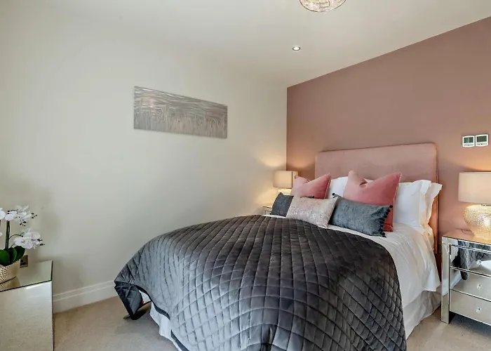 5 Bed In Otley Oc-95414 Hébergement de vacances *